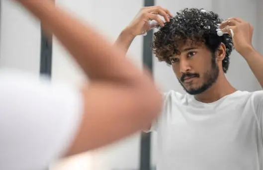 منتجات طبيعية للشعر الكيرلي