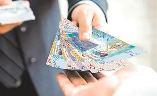 اقل راتب في الكويت كم