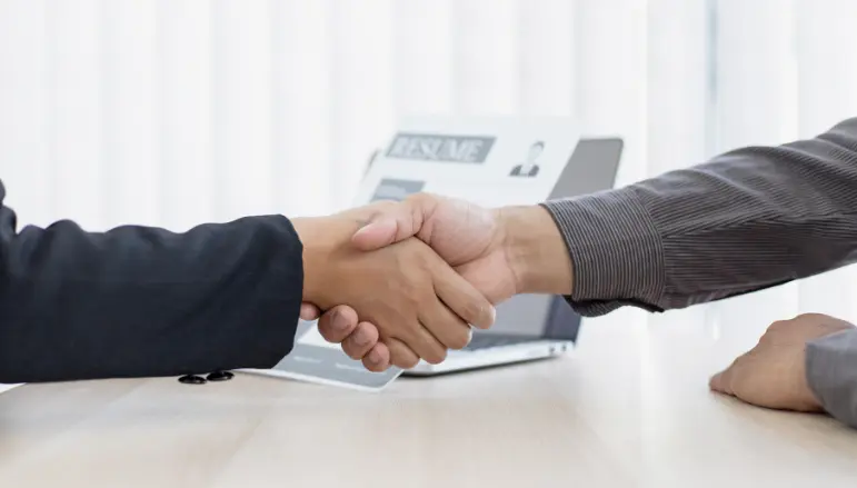 الترحيب بالموظفين الجدد وإعدادهم للعمل 2 الترحيب بالموظفين الجدد