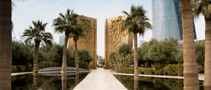 تخصصات كلية الهندسة والطاقة في جامعة عبدالله السالم: دليل شامل لعام 2025