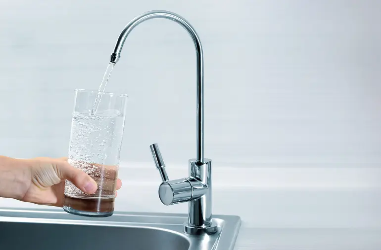 مشروع محل تعبئة مياه صحية
