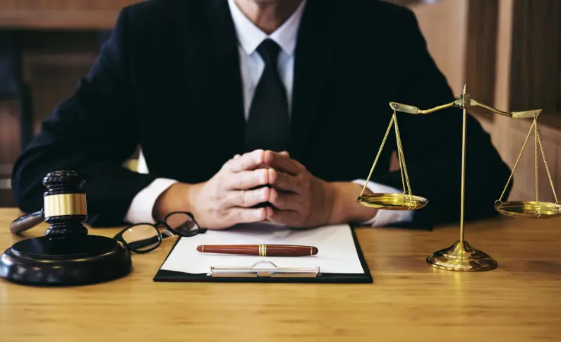 مكتب محاماة واستشارات قانونية بالكويت