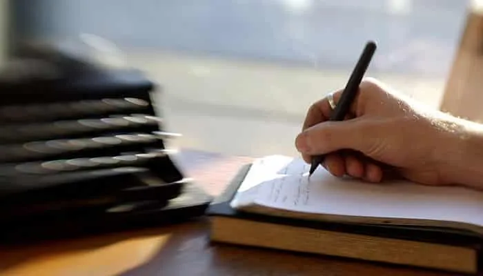 مواضيع تعبير انجليزي للصف التاسع