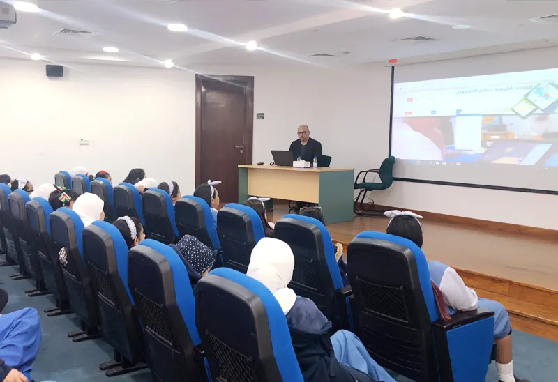عنوان مدرسة هيلة بوطيبان المتوسطة للبنات في الكويت